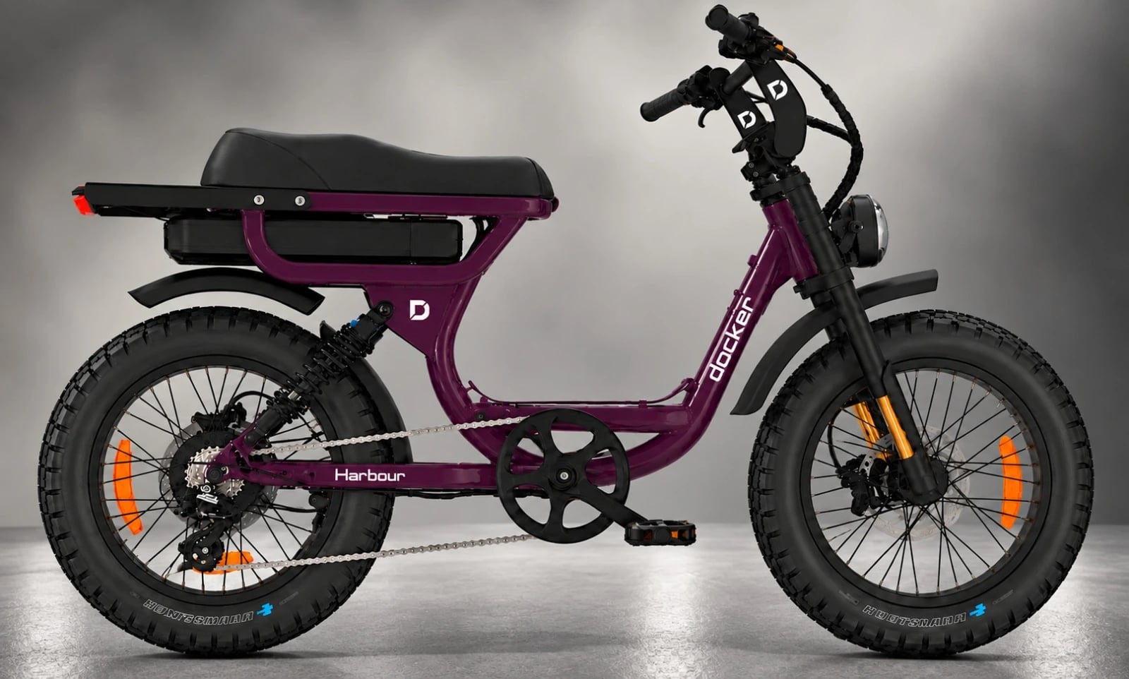 The Harbour — Plum Purple studio packshot