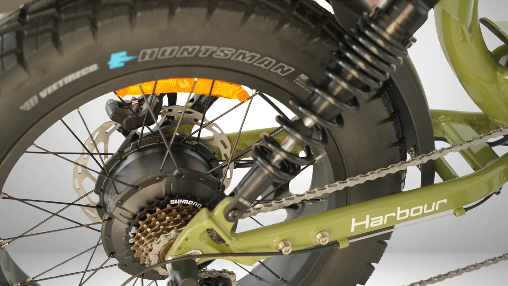 The Harbour — rear hub, tyre and chainstay badge